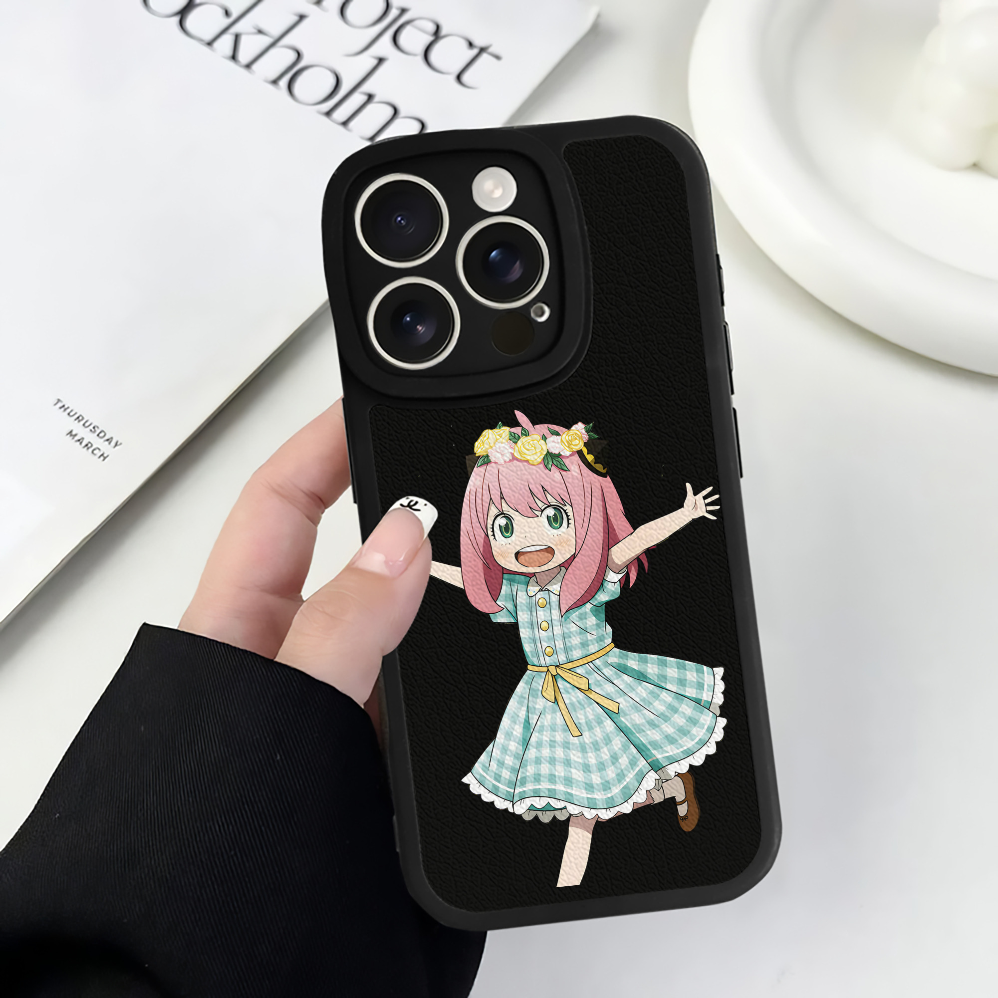 （画像用） SPY×FAMILY间谍家家酒 【iPhone 16シリーズ対応】シリコンスマホケース（レザー調） 材質：シリコン